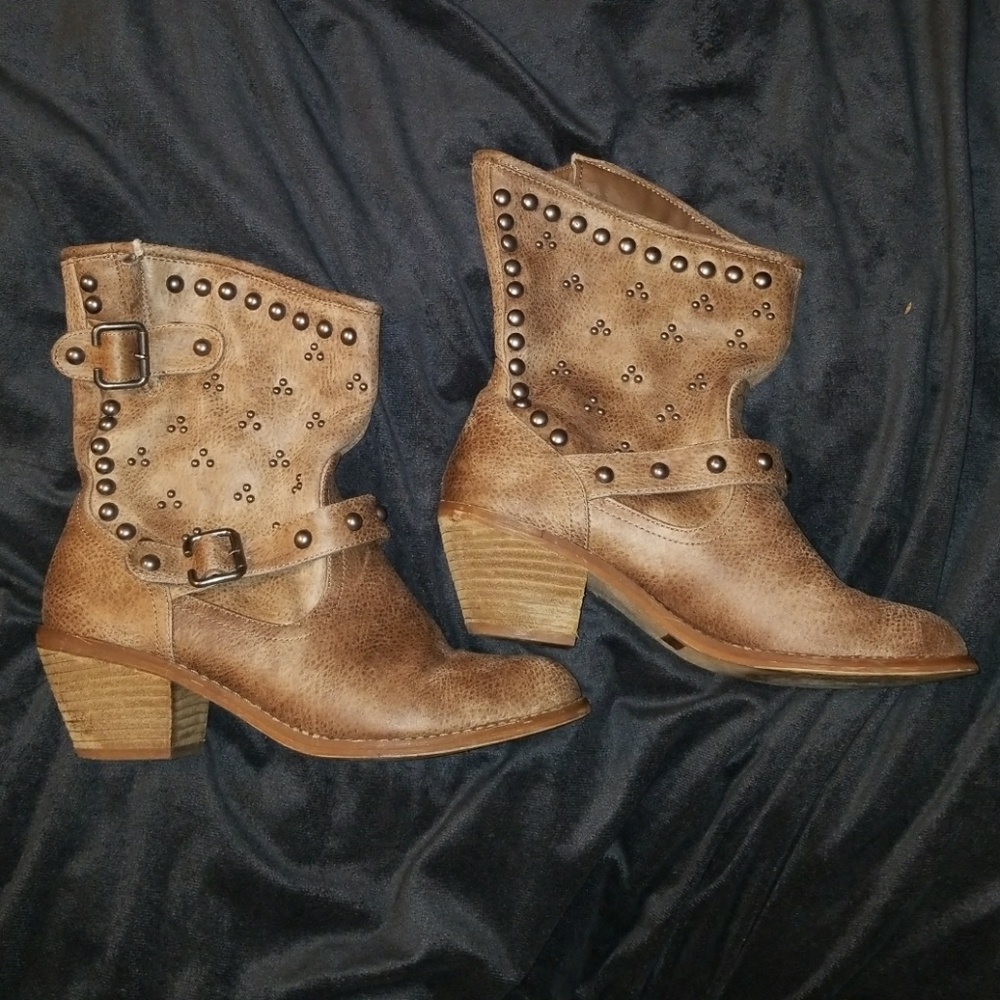 Not Rated Boots sz 9